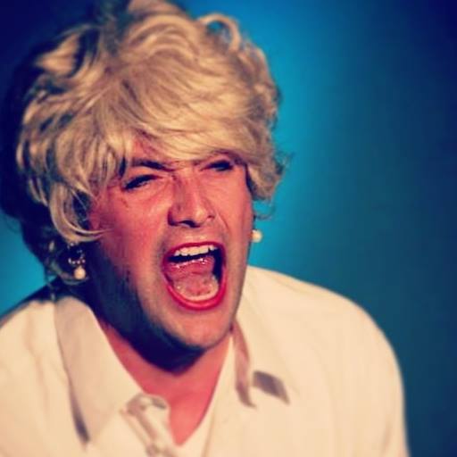 Jay Malsky as Elaine Stritch